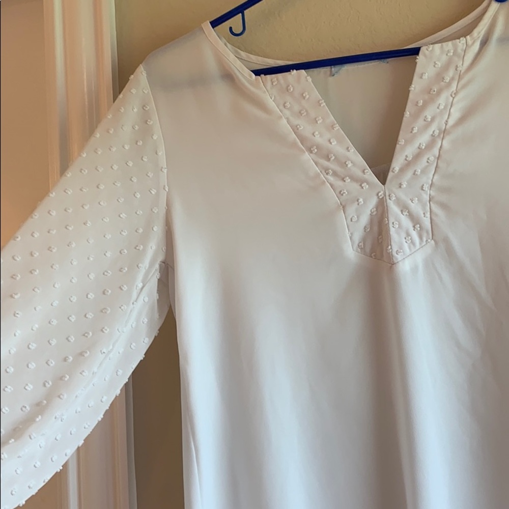 White blouse - Picture 2 of 2